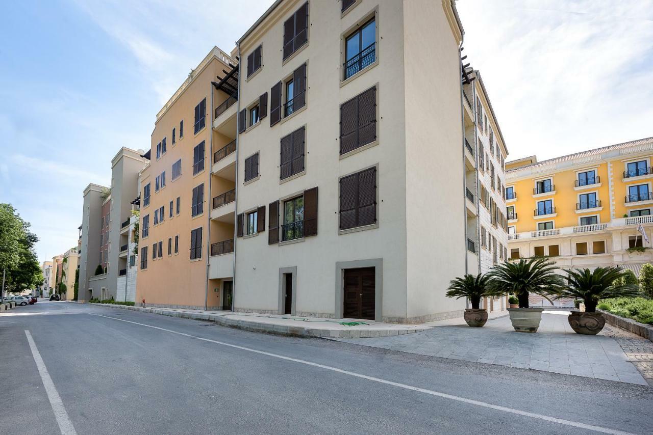 טיווט Porto Montenegro Tara 302 מראה חיצוני תמונה